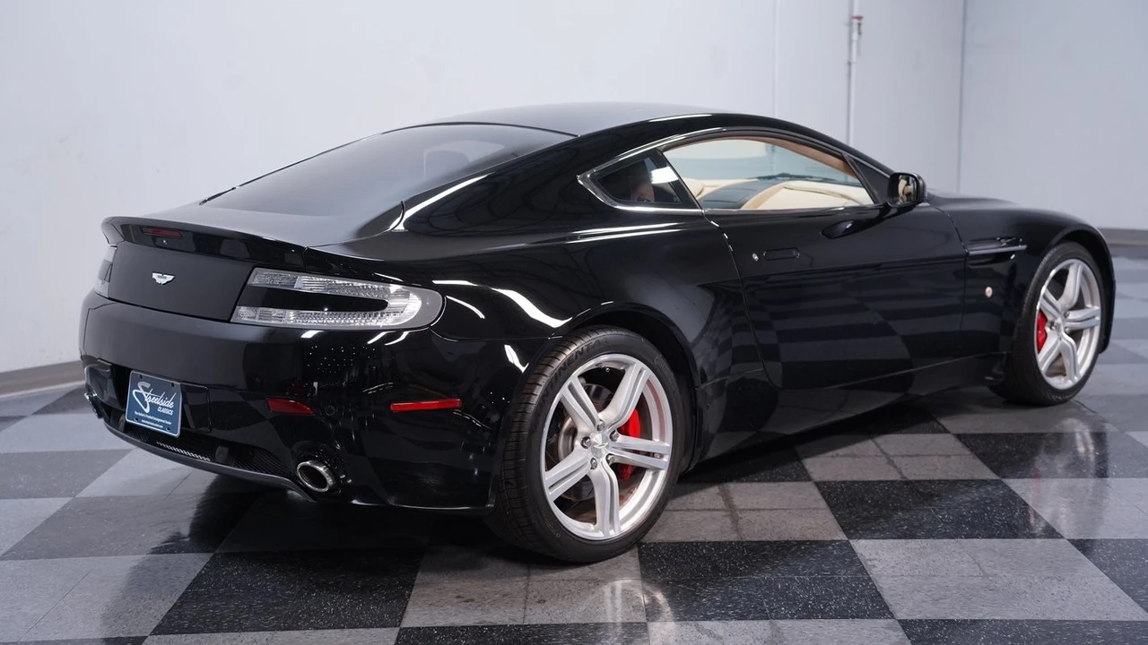 2009 Aston Martin V8 Vantage (2006-2017) - Image 12 of 12