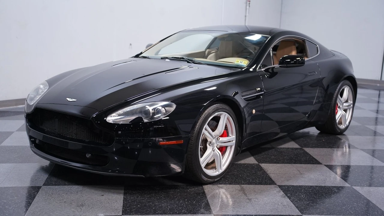 2009 Aston Martin V8 Vantage (2006-2017) - Image 6 of 12