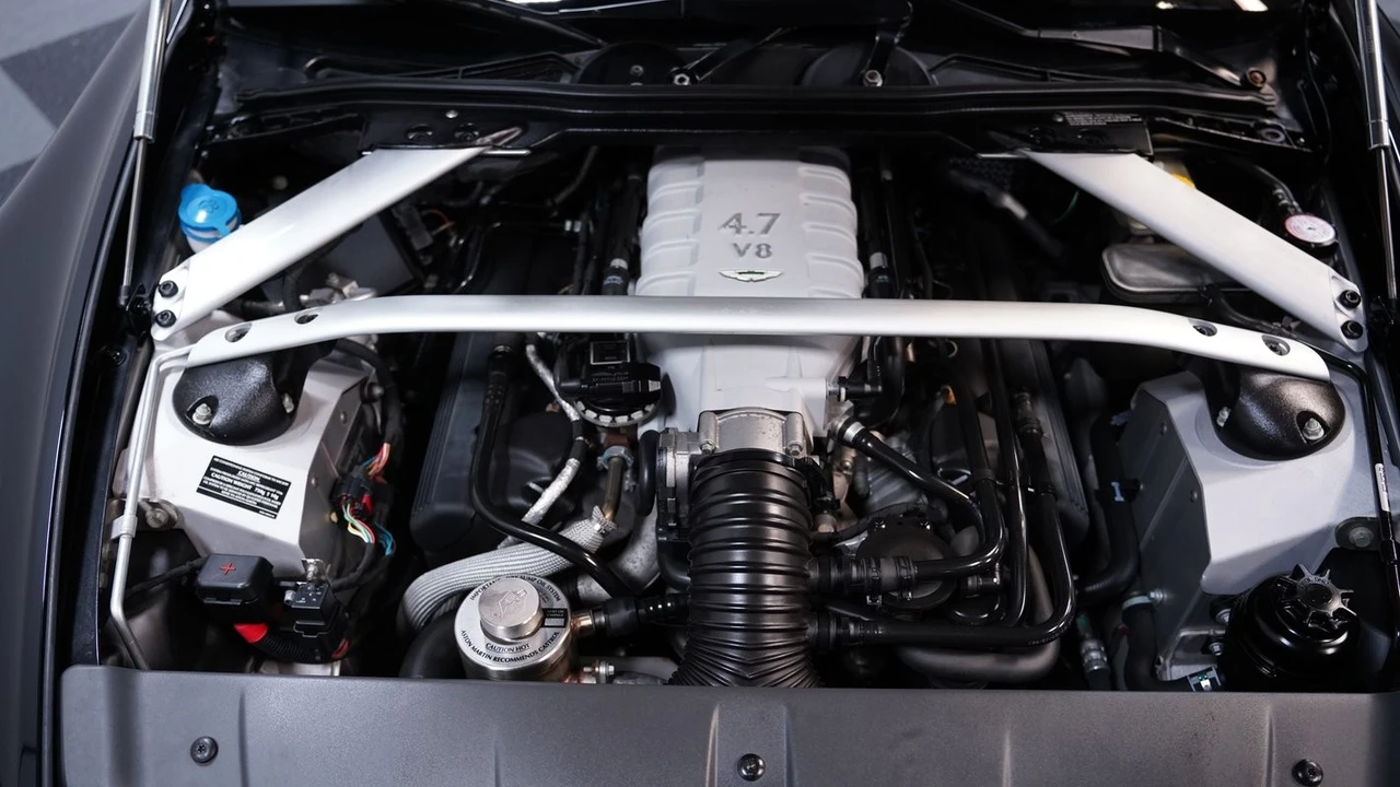 2009 Aston Martin V8 Vantage (2006-2017) - Image 4 of 12