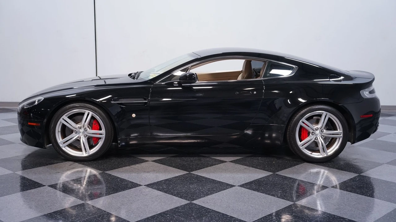 2009 Aston Martin V8 Vantage (2006-2017) - Image 3 of 12