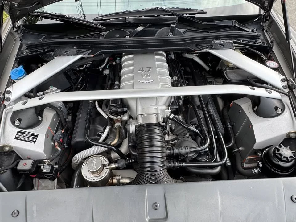 2009 Aston Martin V8 Vantage (2006-2017) - Image 17 of 20