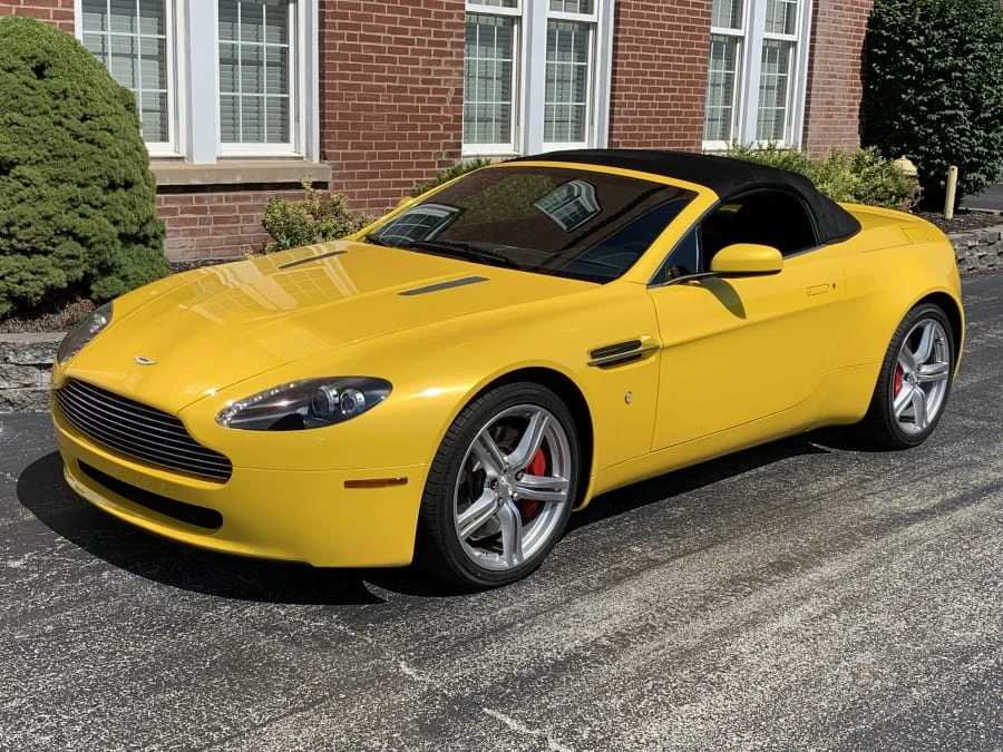 2009 Aston Martin V8 Vantage (2006-2017) - Image 8 of 10