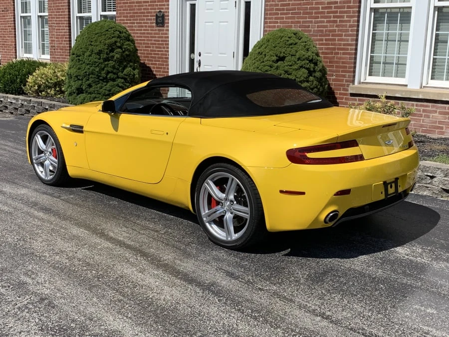 2009 Aston Martin V8 Vantage (2006-2017) - Image 10 of 10