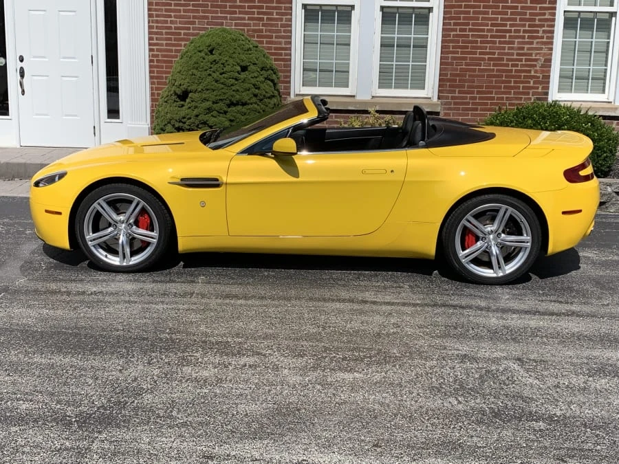 2009 Aston Martin V8 Vantage (2006-2017) - Image 2 of 10