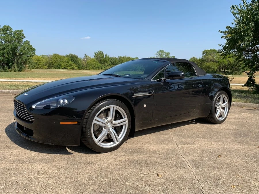 2009 Aston Martin V8 Vantage (2006-2017) - Image 9 of 11
