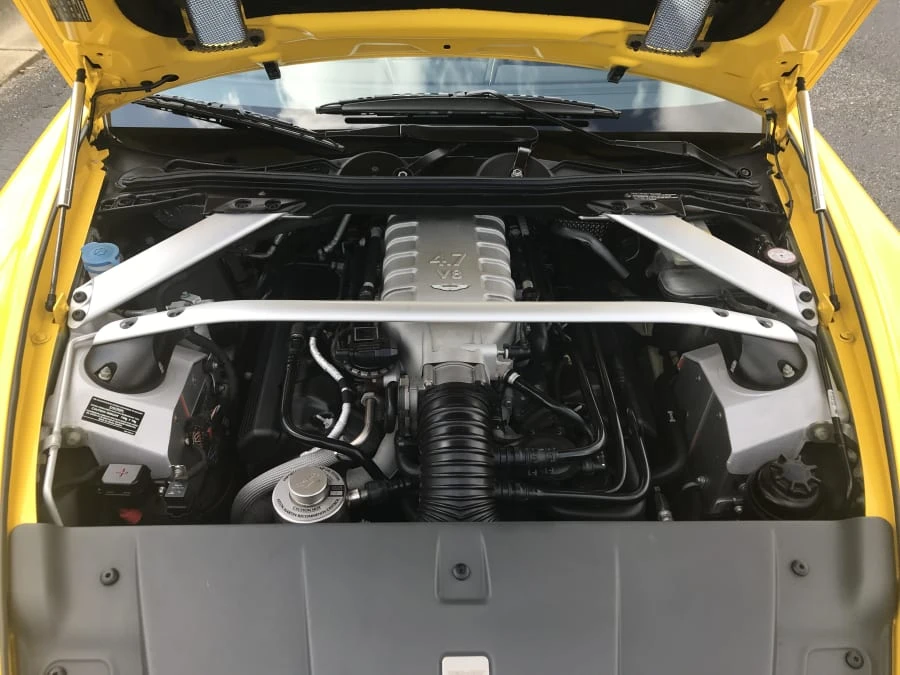 2009 Aston Martin V8 Vantage (2006-2017) - Image 6 of 10
