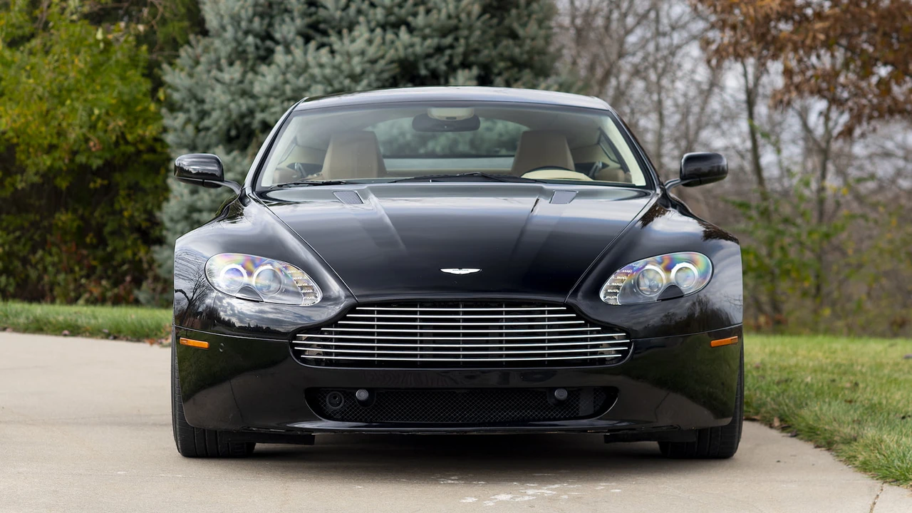 2009 Aston Martin V8 Vantage (2006-2017) - Image 14 of 24