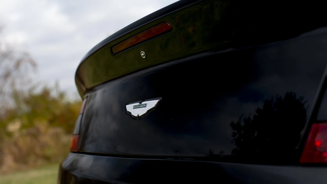 2009 Aston Martin V8 Vantage (2006-2017) - Image 24 of 24
