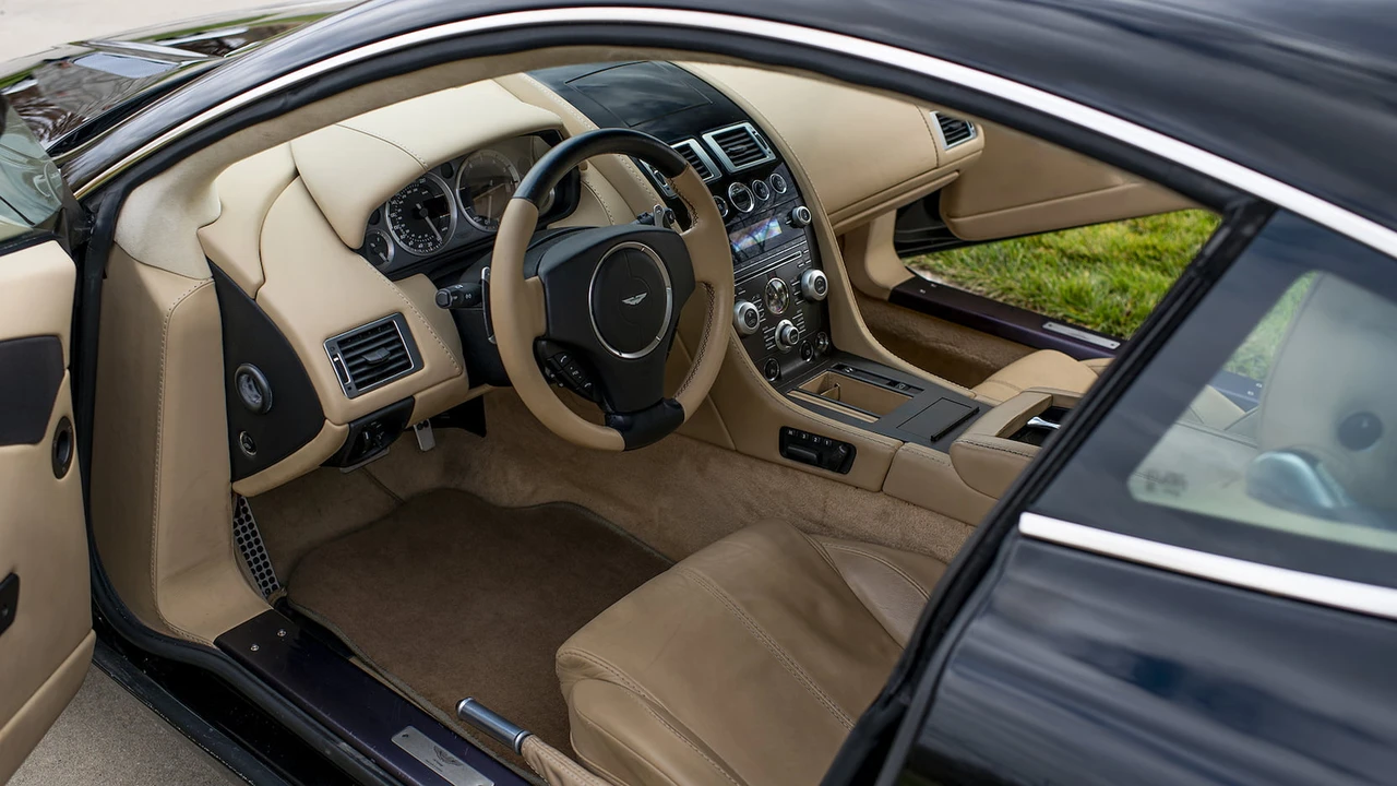 2009 Aston Martin V8 Vantage (2006-2017) - Image 4 of 24
