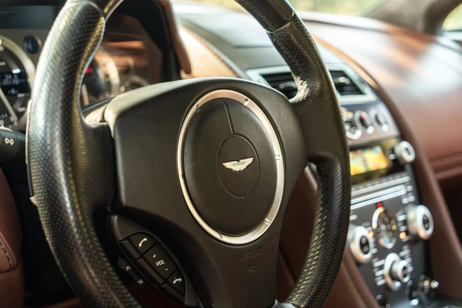 2009 Aston Martin V8 Vantage (2006-2017) - Image 29 of 31