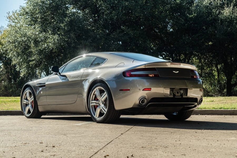 2009 Aston Martin V8 Vantage (2006-2017) - Image 2 of 31