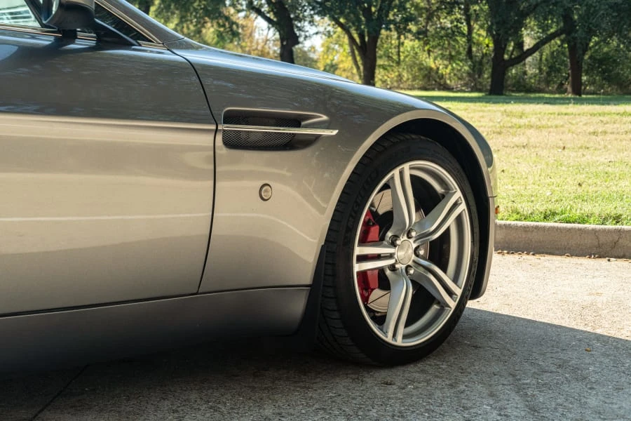 2009 Aston Martin V8 Vantage (2006-2017) - Image 22 of 31