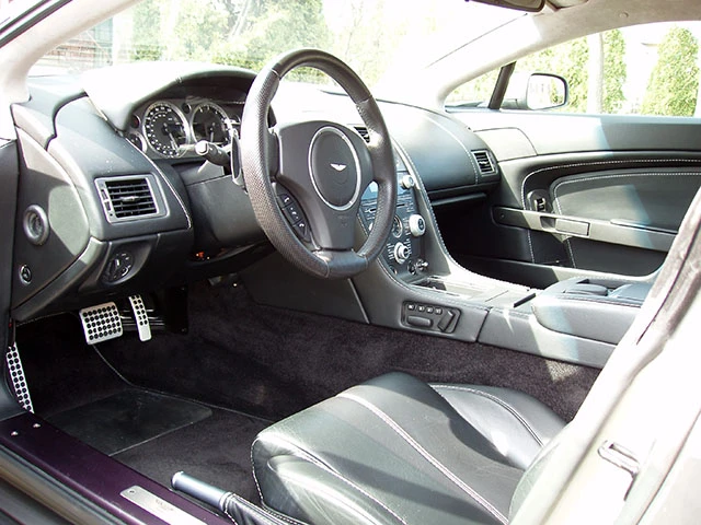 2009 Aston Martin Vantage - Image 4 of 5