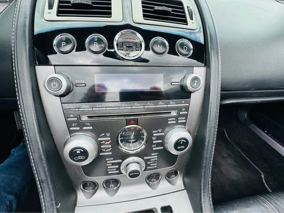 2009 Aston Martin DB9 - Image 16 of 19