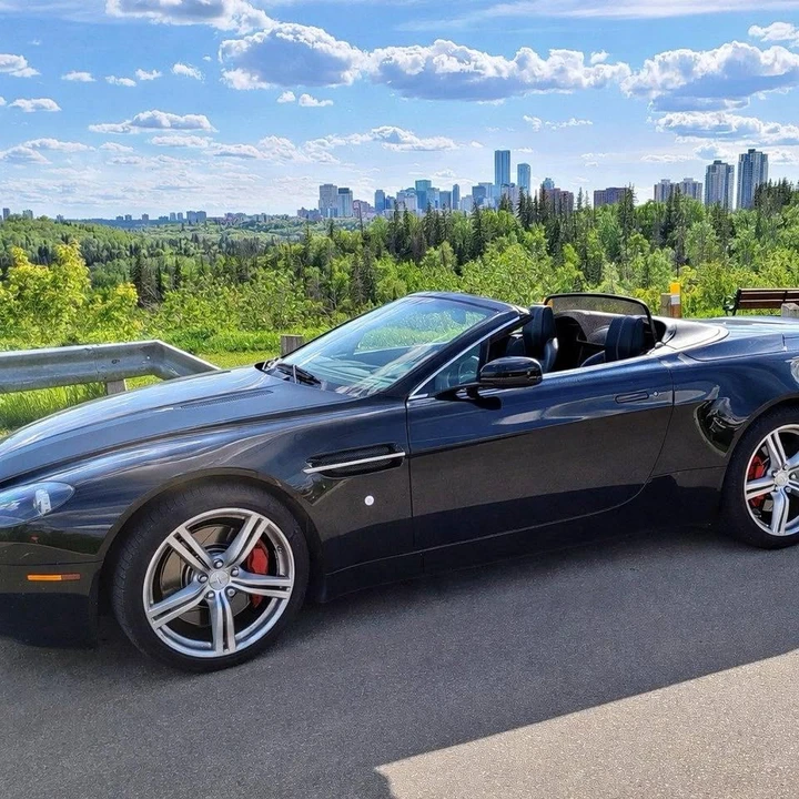 2009 Aston Martin V8 Vantage (2006-2017) - Image 1 of 17