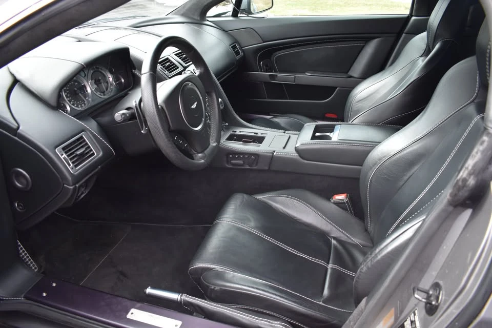 2009 Aston Martin Vantage - Image 13 of 20