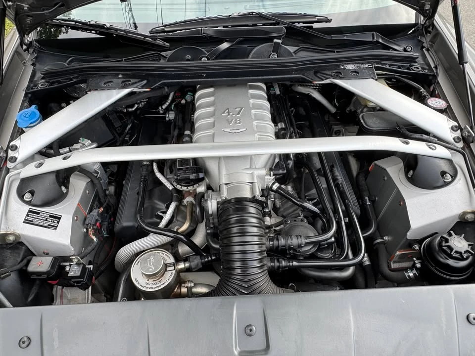 2009 Aston Martin V8 Vantage (2006-2017) - Image 10 of 20