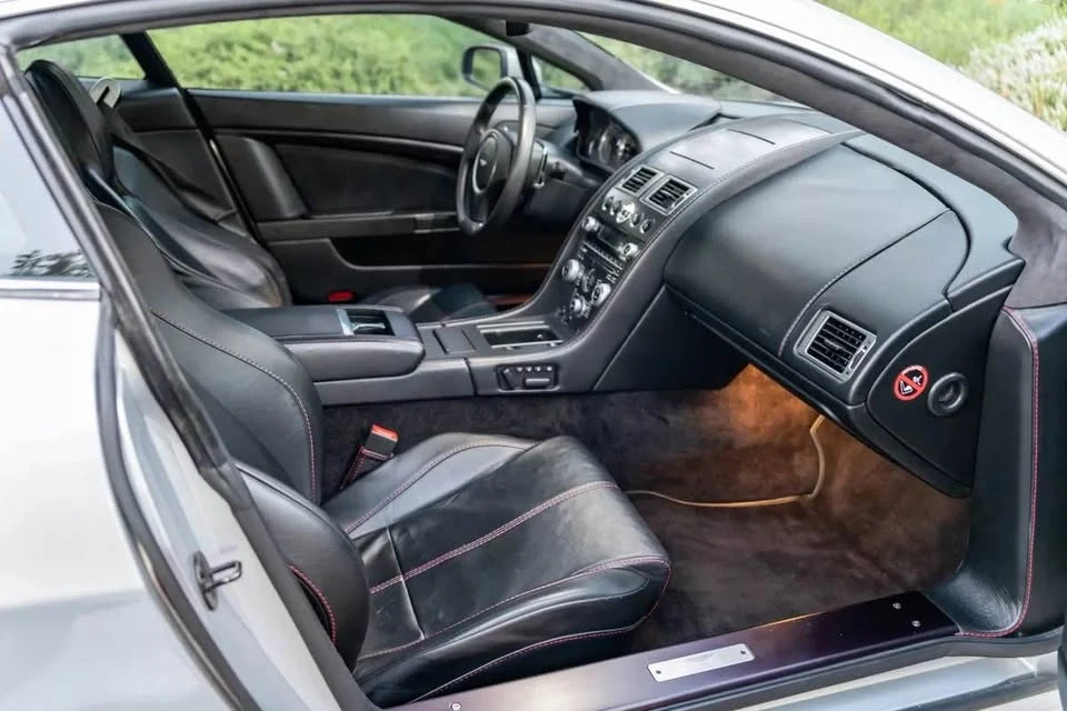 2009 Aston Martin V8 Vantage (2006-2017) - Image 13 of 19