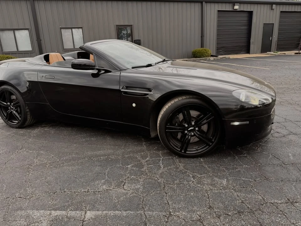 2009 Aston Martin V8 Vantage (2006-2017) - Image 11 of 14