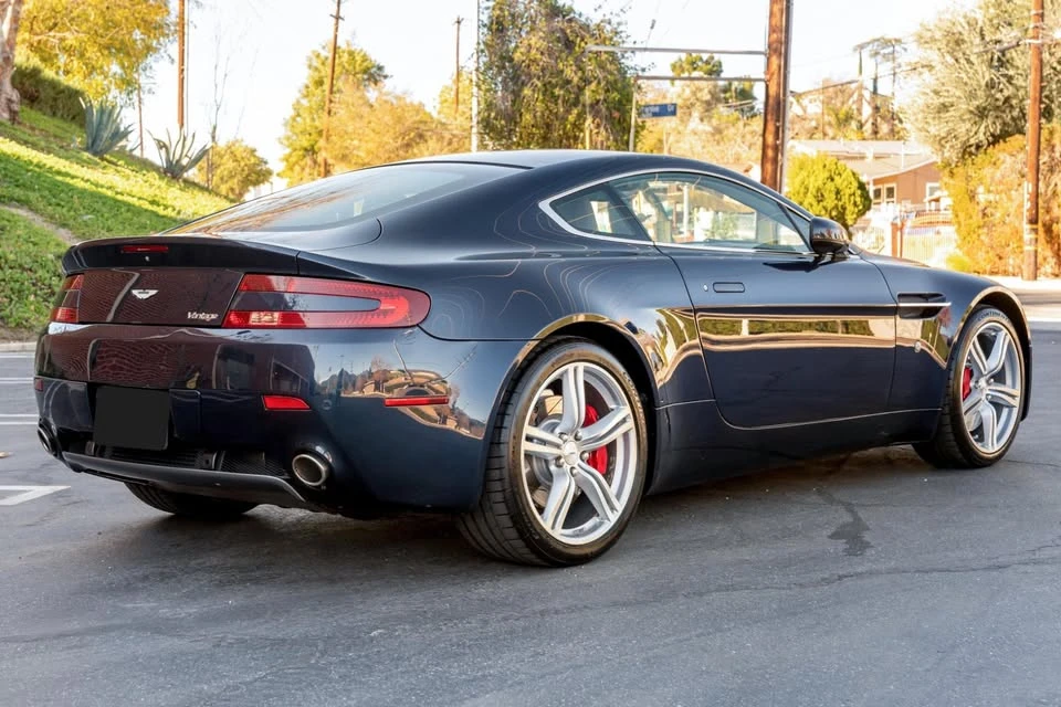 2009 Aston Martin V8 Vantage (2006-2017) - Image 6 of 10