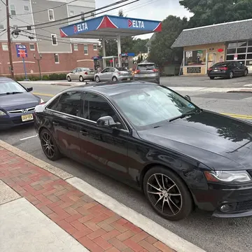 2009 Audi A4 2.0T Premium Sedan