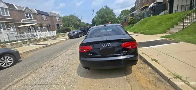 2009 Audi A4 2.0T Premium Sedan 4D