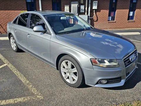 2009 Audi A4 2.0T Premium Sedan 4D