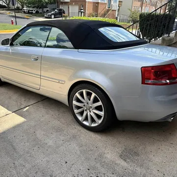 2009 Audi A4 2.0T Quattro Cabriolet 2D