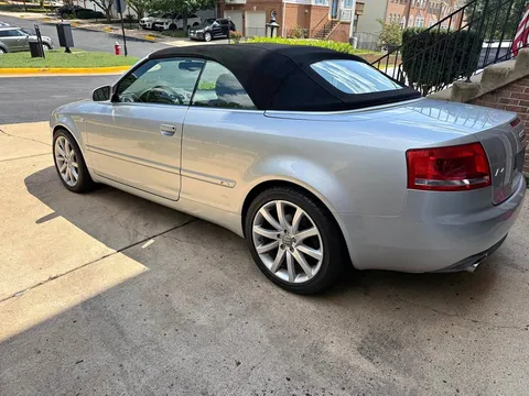 2009 Audi A4 2.0T Quattro Cabriolet 2D