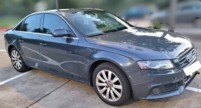 2009 Audi A4 2.0T Quattro Sedan 4D