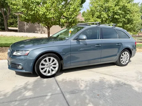 2009 Audi A4 2.0T Avant Quattro Premium Wagon 4D