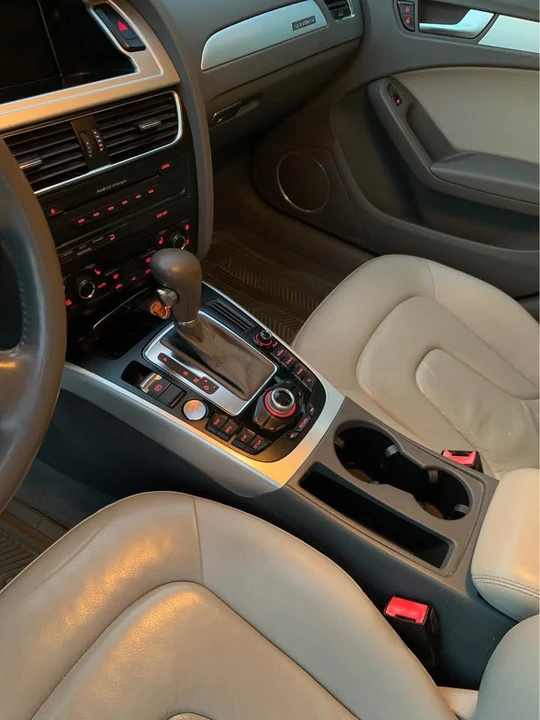 2009 Audi B8 A4 - Image 10 of 14