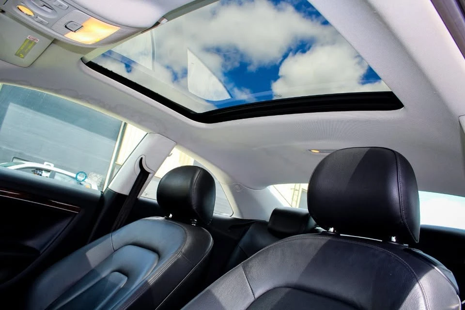 2009 Audi B8 A5 - Image 8 of 14