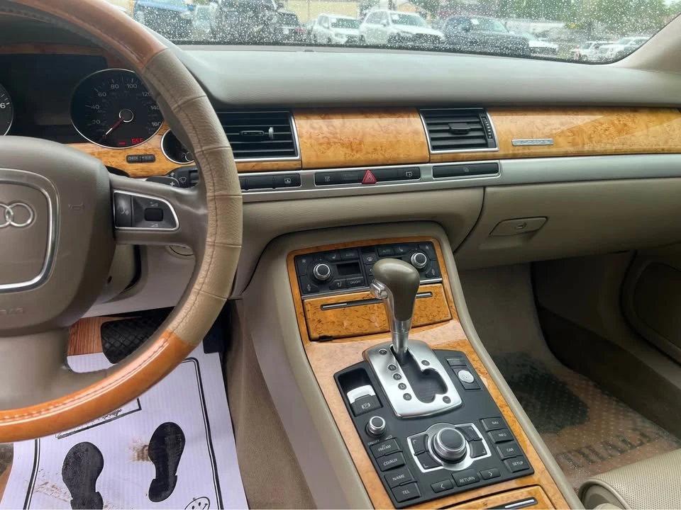 2009 Audi D3 A8 - Image 10 of 13