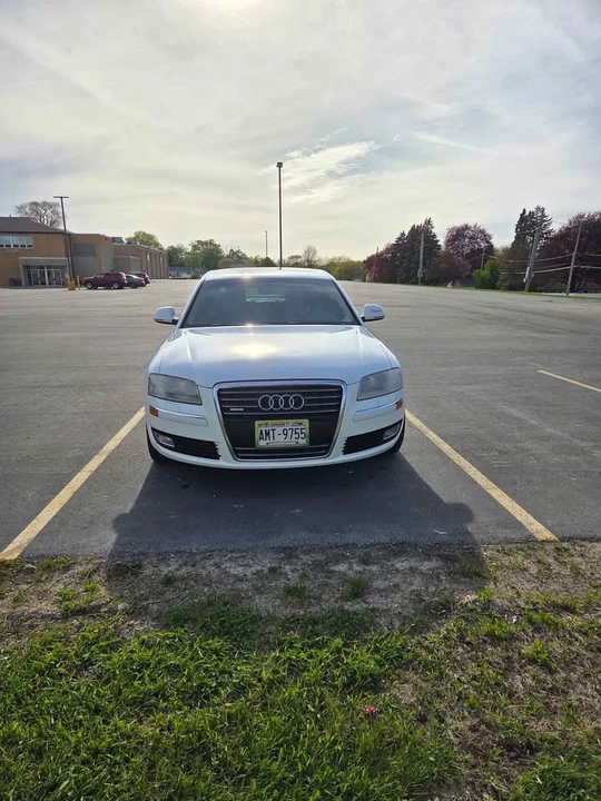 2009 Audi D3 A8 - Image 2 of 10