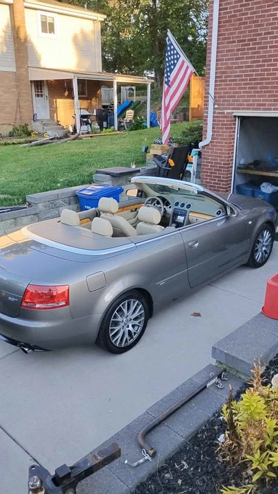 2009 Audi Coupe & Cabriolet - Image 4 of 12