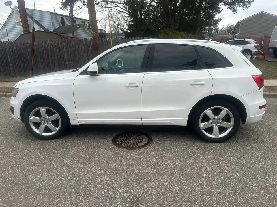 2009 Audi 8R Q5 - Image 2 of 10