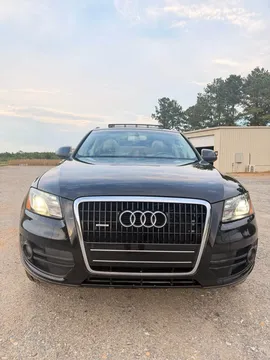2009 Audi Q5 3.2 Quattro Premium Sport Utility 4D