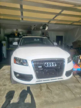 2009 Audi Q5 3.2 Quattro Premium Sport Utility 4D