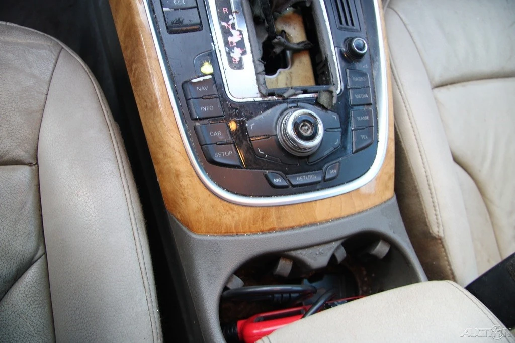 2009 Audi 8R Q5 - Image 19 of 21