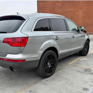 2009 Audi Q7 3.6 Quattro Premium Sport Utility 4D