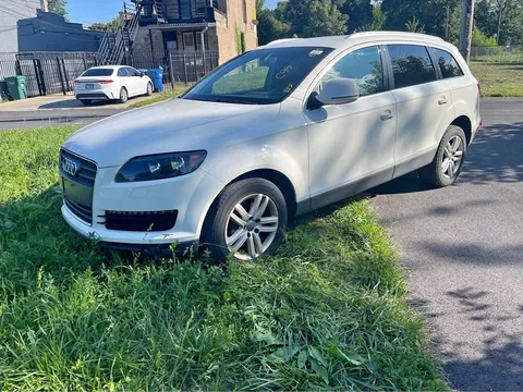2009 Audi Q7 3.6 Quattro Premium Sport Utility 4D