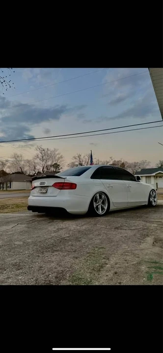 2009 Audi Quattro - Image 2 of 10