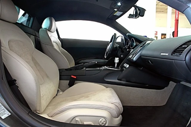 2009 Audi 42 R8 - Image 5 of 5