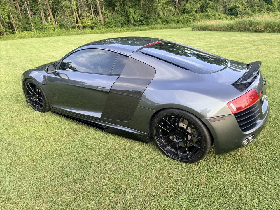 2009 Audi 42 R8 - Image 8 of 31