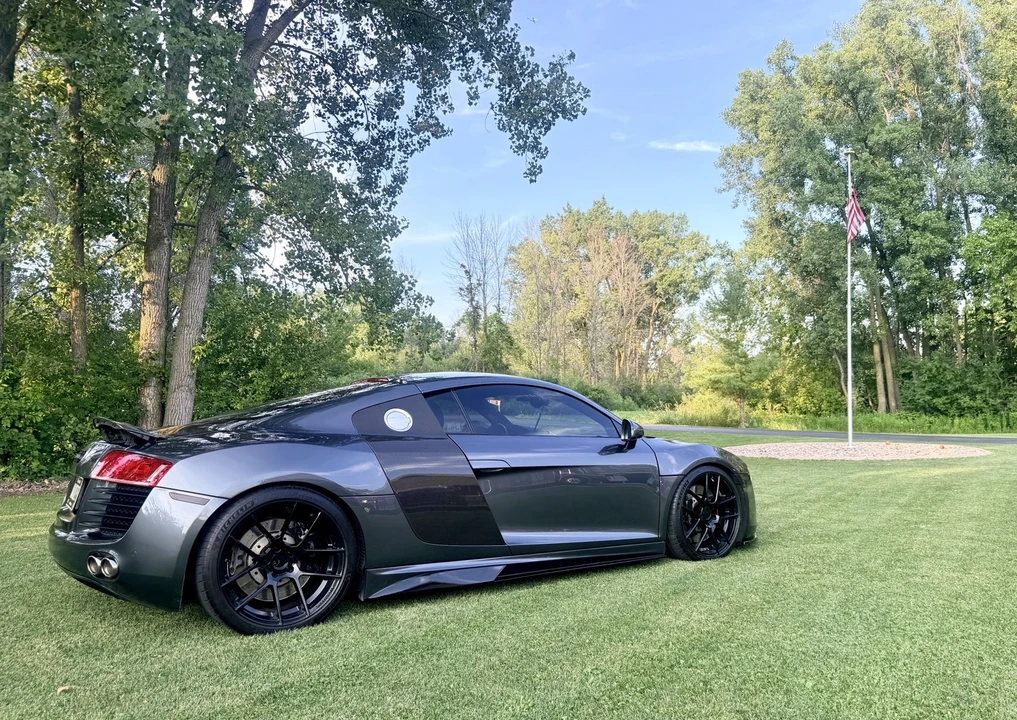 2009 Audi 42 R8 - Image 2 of 31