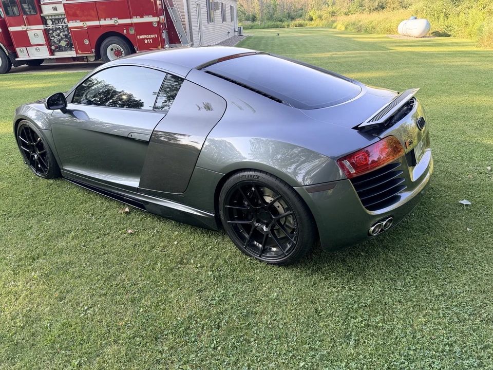 2009 Audi 42 R8 - Image 18 of 31