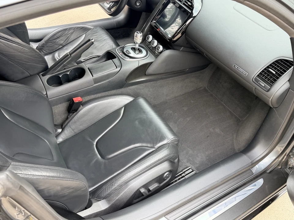 2009 Audi 42 R8 - Image 23 of 31