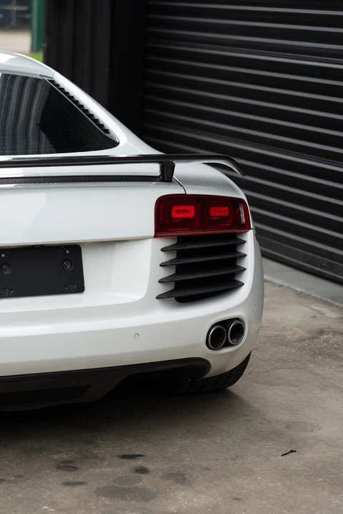 2009 Audi 42 R8 - Image 10 of 15