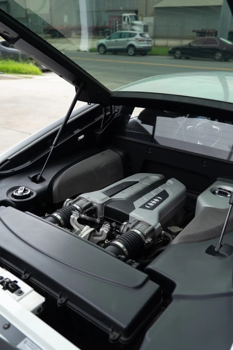 2009 Audi 42 R8 - Image 11 of 15
